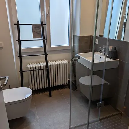 Refurbished 1br In Limpertsberg * Luxembourg